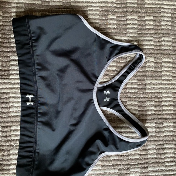 Under Armour M/L Sports Bra heatgear reversible - Picture 3 of 3
